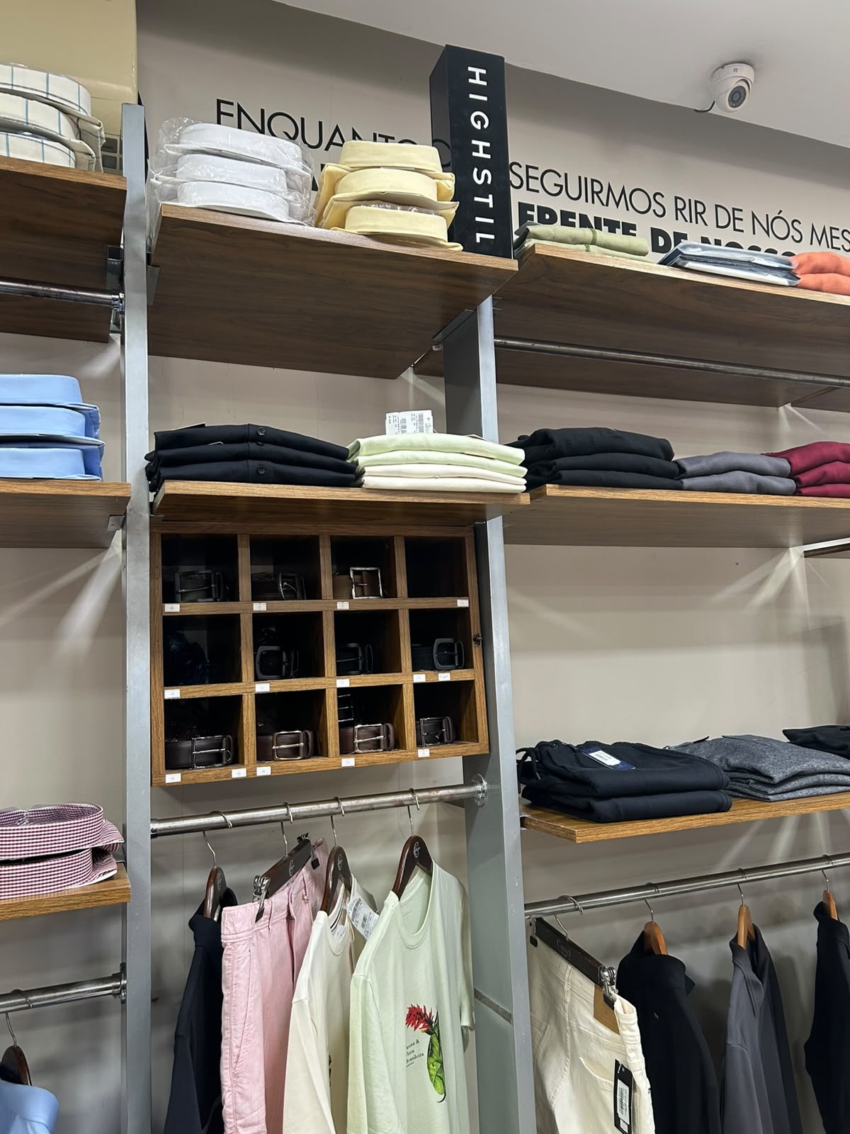 Interior da loja Cannes Concept — foto 4